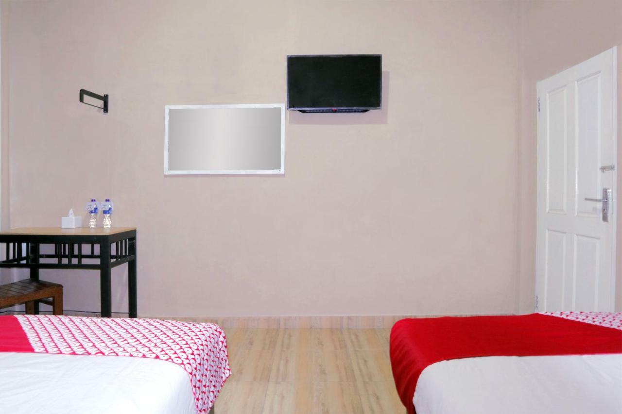 Oyo 1386 Hotel Grand Gabelo Bukittinggi Zewnętrze zdjęcie
