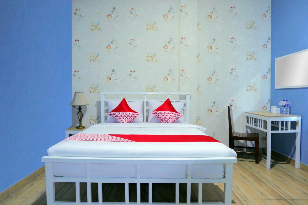Oyo 1386 Hotel Grand Gabelo Bukittinggi Zewnętrze zdjęcie