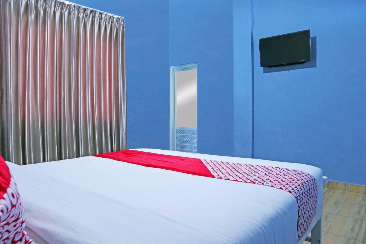 Oyo 1386 Hotel Grand Gabelo Bukittinggi Zewnętrze zdjęcie