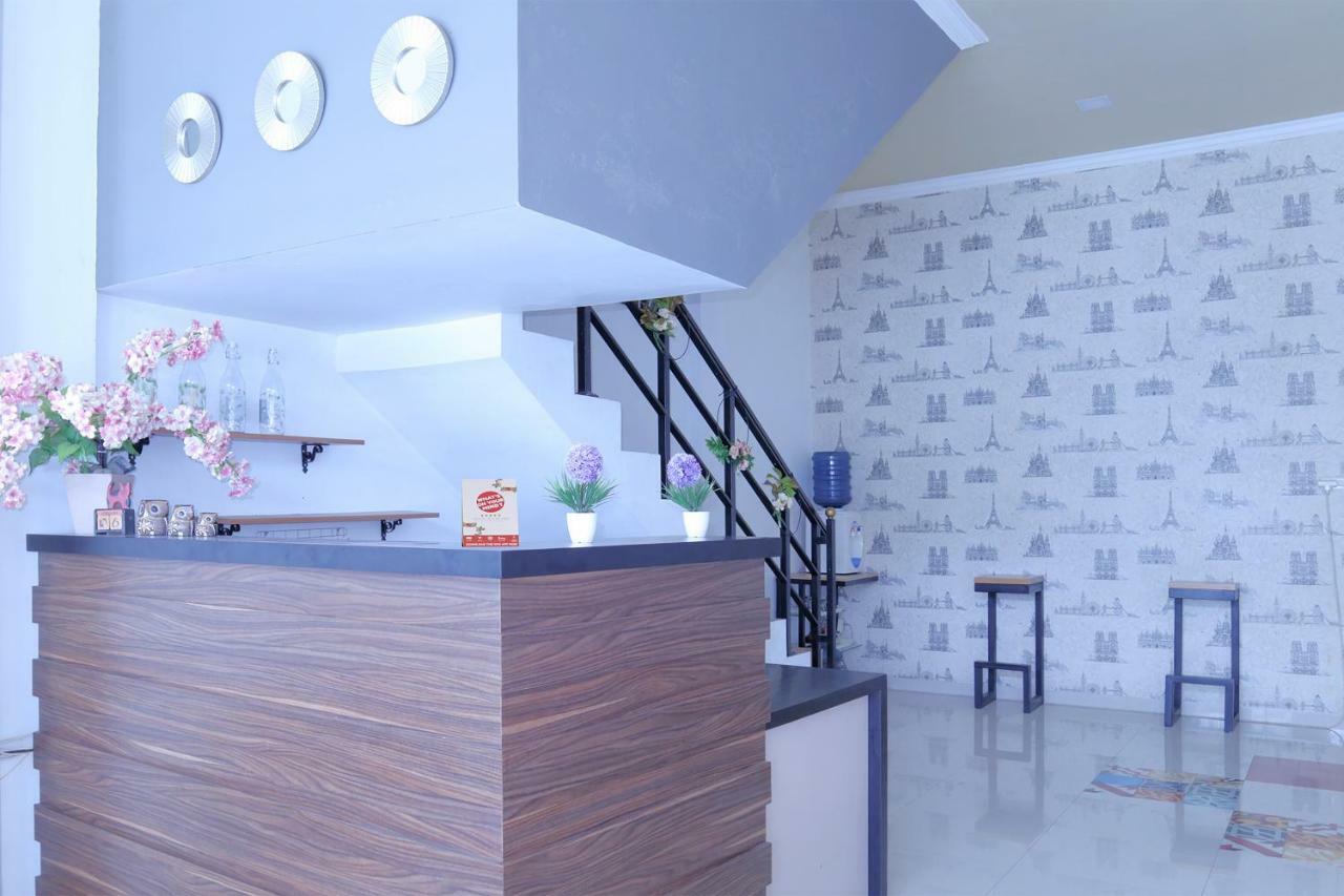 Oyo 1386 Hotel Grand Gabelo Bukittinggi Zewnętrze zdjęcie